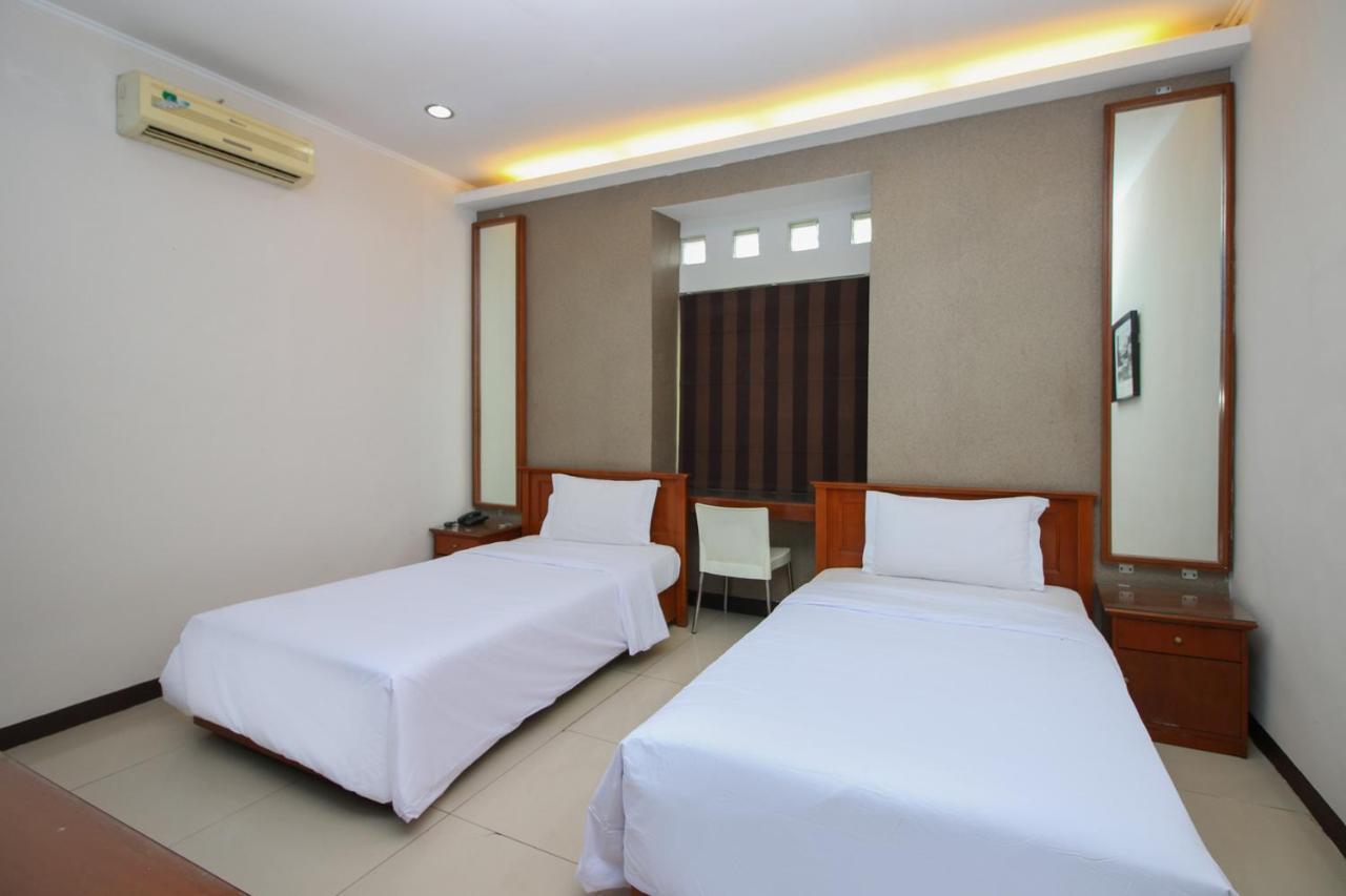 Sky Hotel Buah Batu 1 Bandung Exteriér fotografie