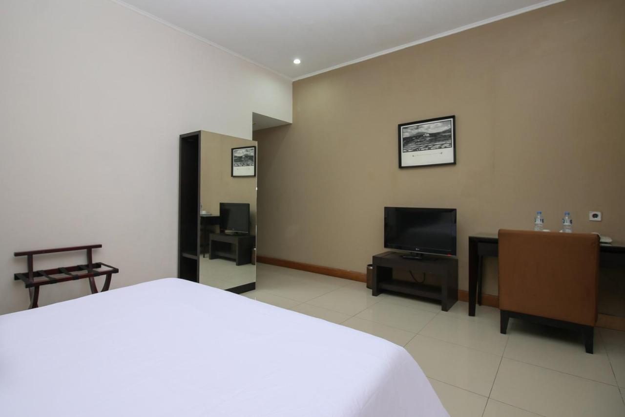 Sky Hotel Buah Batu 1 Bandung Exteriér fotografie